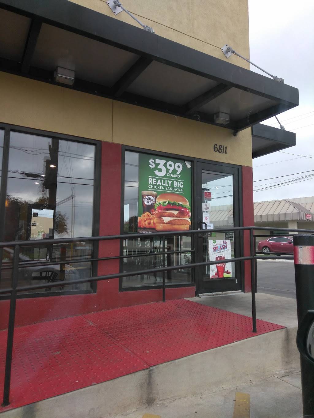 Jack in the Box | restaurant | 6811 W Military Dr, San Antonio, TX 78227, USA | 2106744647 OR +1 210-674-4647