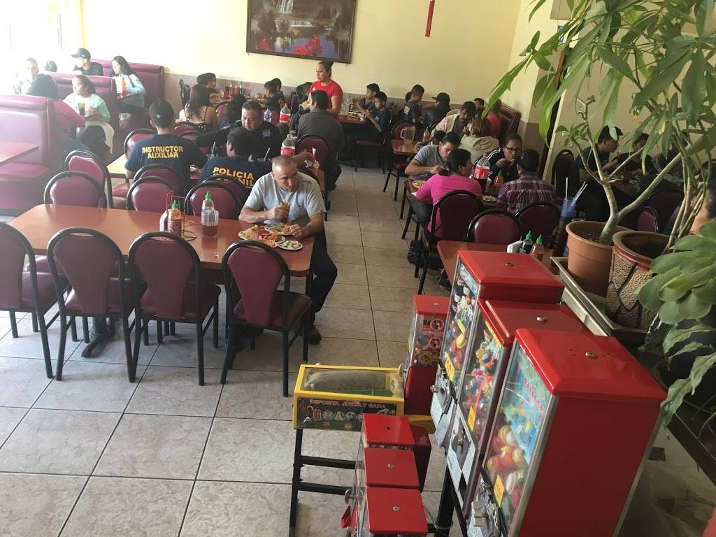 comida china ying yee | restaurant | calle paseo del campo y, Calle del Cerezo, Villa del Campo, 22254 Tijuana, B.C., Mexico | 016643821845 OR +52 664 382 1845