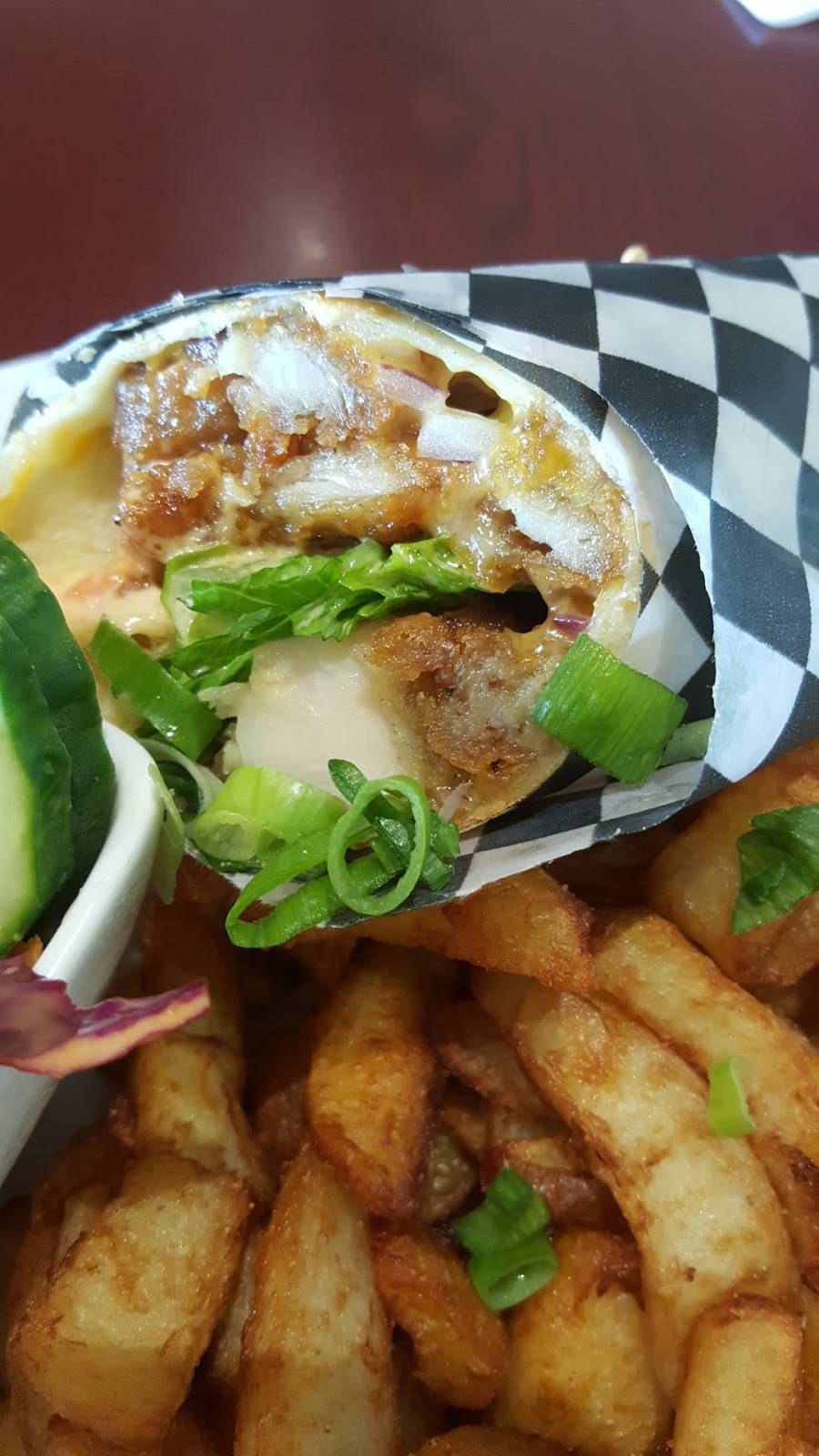 LEggspress Laval | restaurant | 615 Boulevard Saint-Martin O, Laval, QC H7M 1Y9, Canada | 4506626939 OR +1 450-662-6939