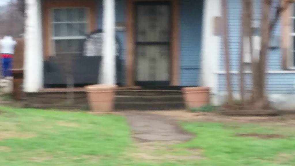 Good Luck Drive In | restaurant | 3210 S Lamar St, Dallas, TX 75215, USA | 2144217703 OR +1 214-421-7703