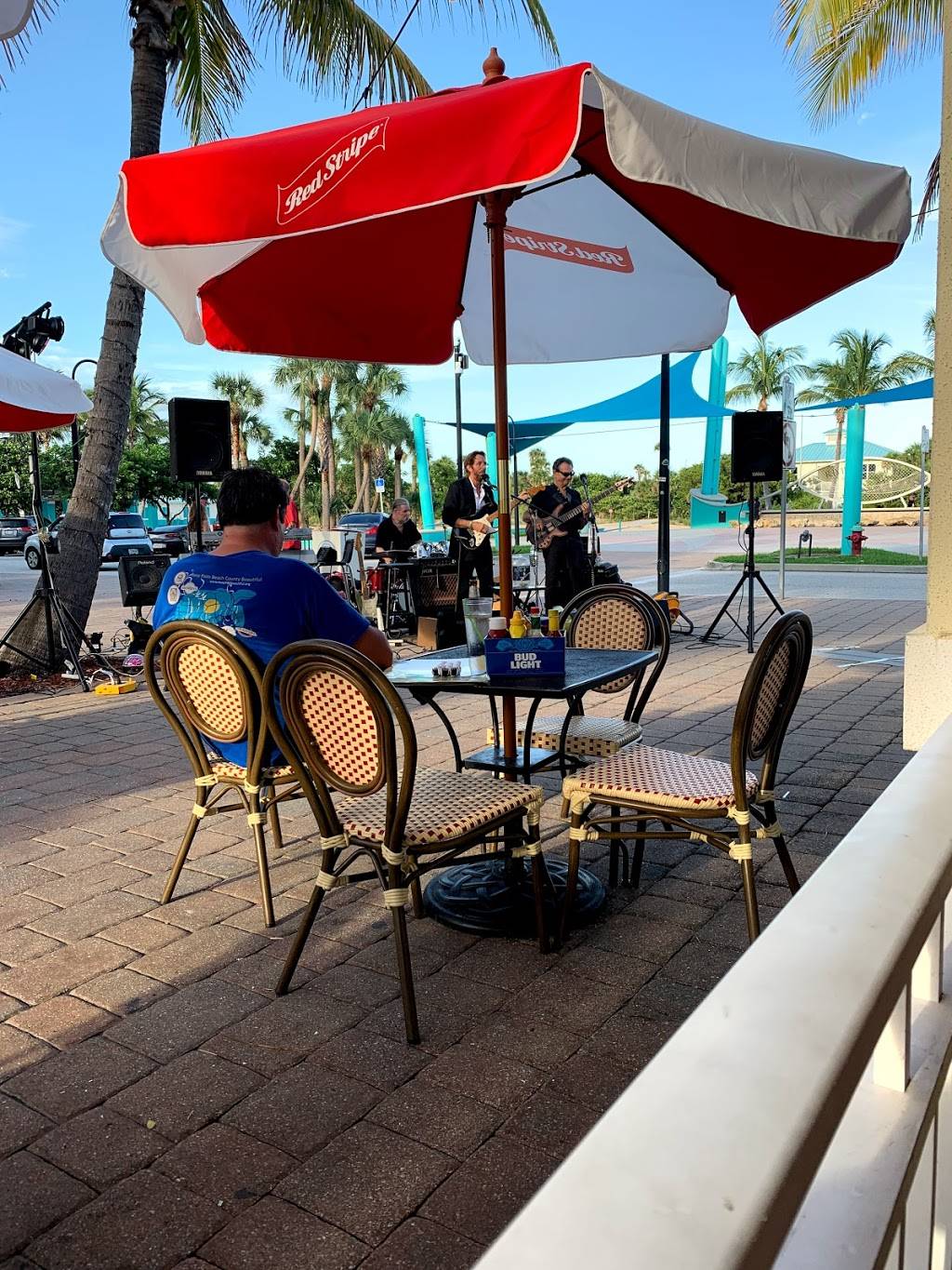 Two Drunken Goats | restaurant | 2509 N Ocean Ave, Riviera Beach, FL 33404, USA | 5614940201 OR +1 561-494-0201