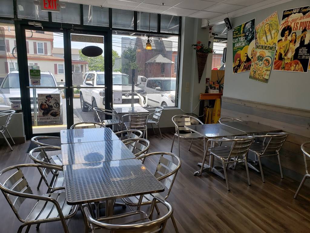 Mi Ranchito Mexican Food Market | restaurant | 13 N Chapel St, Newark, DE 19711, USA | 3028940322 OR +1 302-894-0322