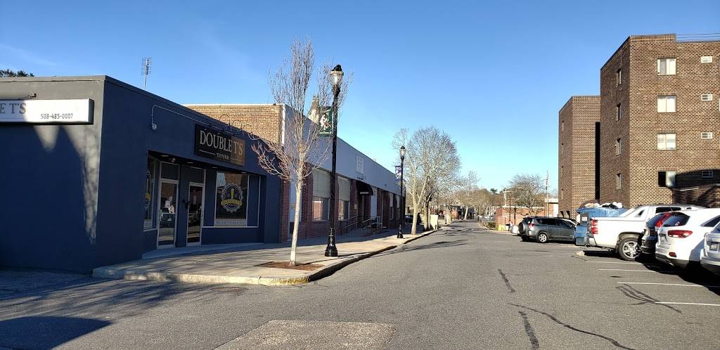 Double Ts Tavern | restaurant | Weed St, Marlborough, MA 01752, USA | 5084850007 OR +1 508-485-0007