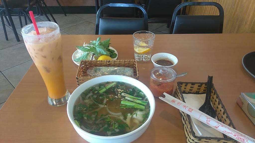 Saigon Jade | restaurant | 1316 S Longmore #101, Mesa, AZ 85202, USA | 4802650024 OR +1 480-265-0024