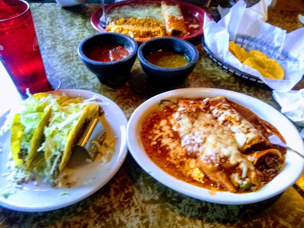 El Rodeo | restaurant | 1310 NW 118th St, Clive, IA 50325, USA | 5154402210 OR +1 515-440-2210