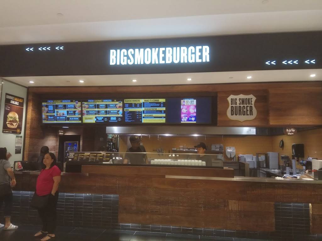 大斯莫克比尔格 | restaurant | 100 City Centre Dr, Mississauga, ON L5B 2C9, Canada | 9052772447 OR +1 905-277-2447