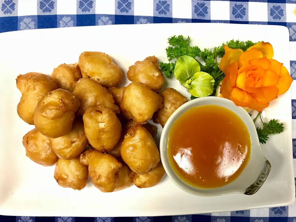 Youngs Chinese Food Carryout | restaurant | 921 E Eleven Mile Rd, Royal Oak, MI 48067, USA | 2485433131 OR +1 248-543-3131