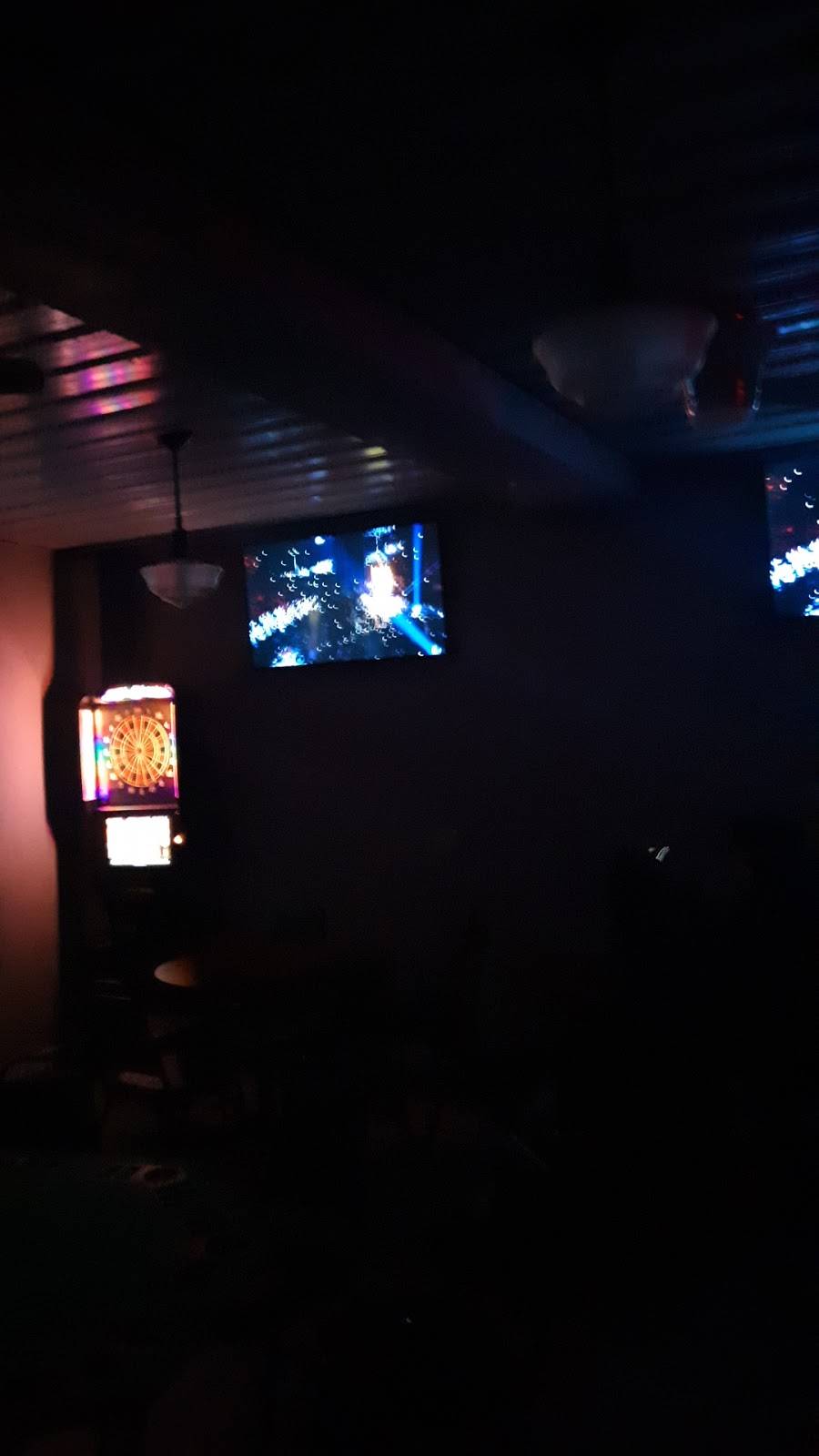 T & L Bar and Grill | restaurant | 109 W Malone Ave, Sikeston, MO 63801, USA | 5734758494 OR +1 573-475-8494