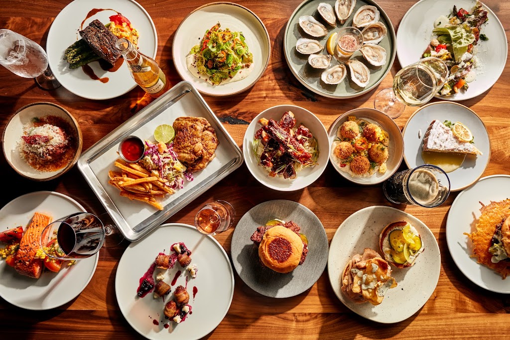 Oggies | restaurant | 411 E Mason St, Milwaukee, WI 53202, USA | 4142253260 OR +1 414-225-3260