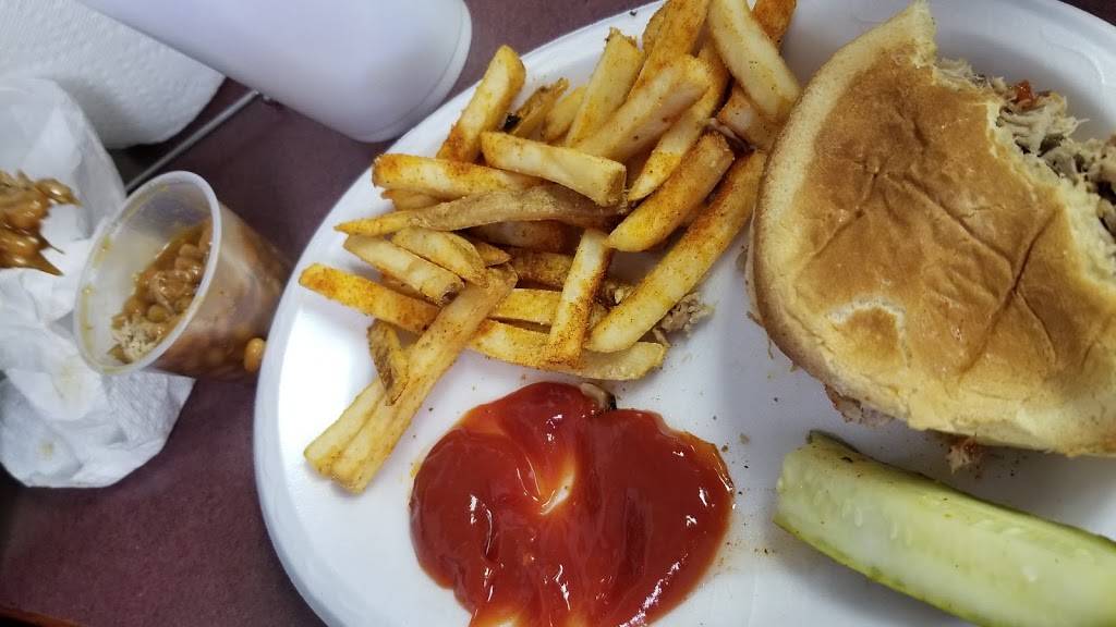 Hickory Cabin Seasoning Company | restaurant | 105 Joy St, Sevierville, TN 37862, USA | 8659082400 OR +1 865-908-2400