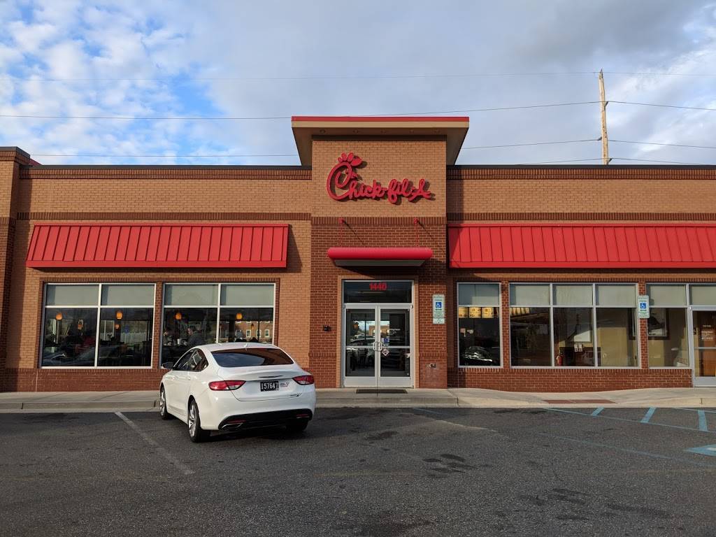 Chick-fil-A | restaurant | 1440 N Dupont Hwy, Dover, DE 19901, USA | 3027365226 OR +1 302-736-5226