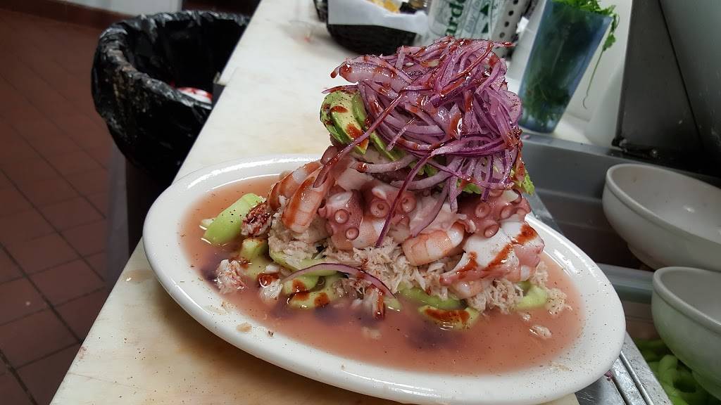 Mariscos El Zorrillo | restaurant | 23750 Alessandro Blvd #103, Moreno Valley, CA 92553, USA | 9516535055 OR +1 951-653-5055