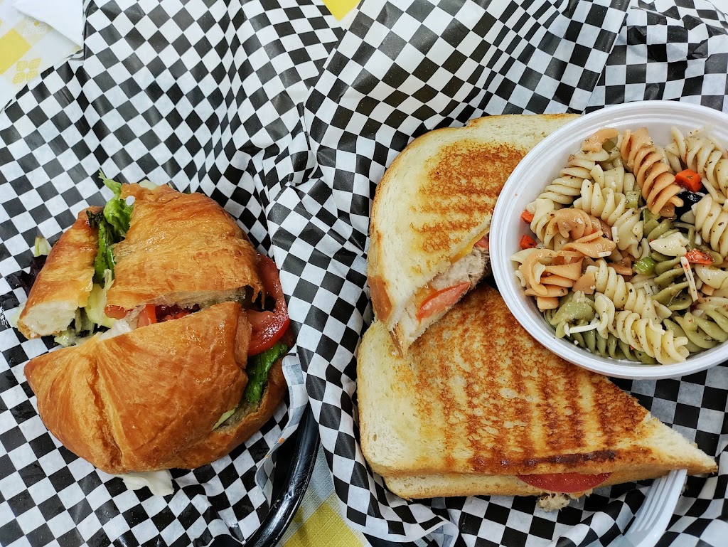 J & Bs Cafe | restaurant | 204 E Jackson Ave St, Harlingen, TX 78550, USA | 9564255282 OR +1 956-425-5282