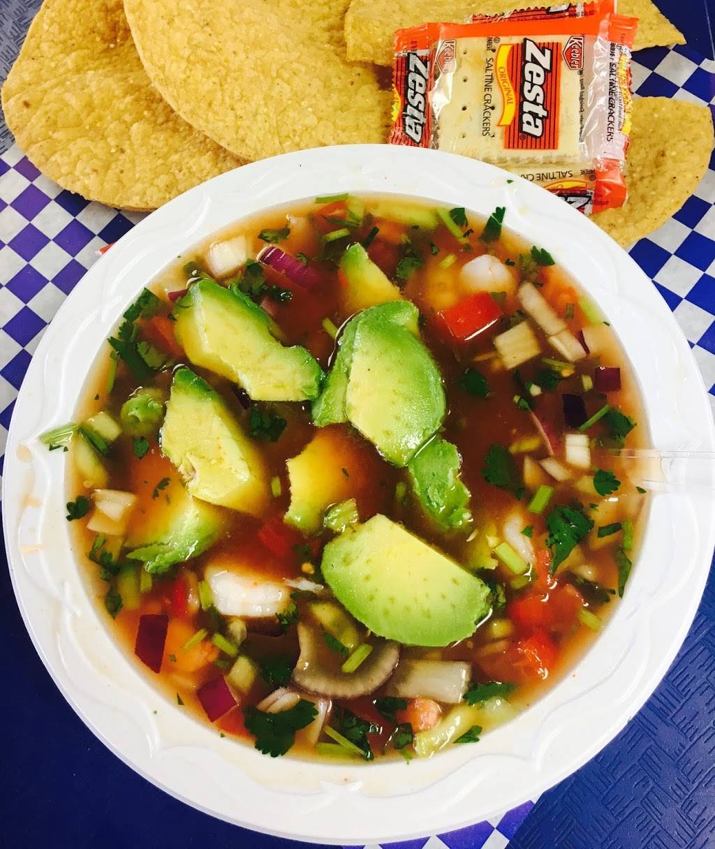 Mariscos El Paisa | restaurant | 3110 S Zarzamora St, San Antonio, TX 78225, USA | 2109213111 OR +1 210-921-3111