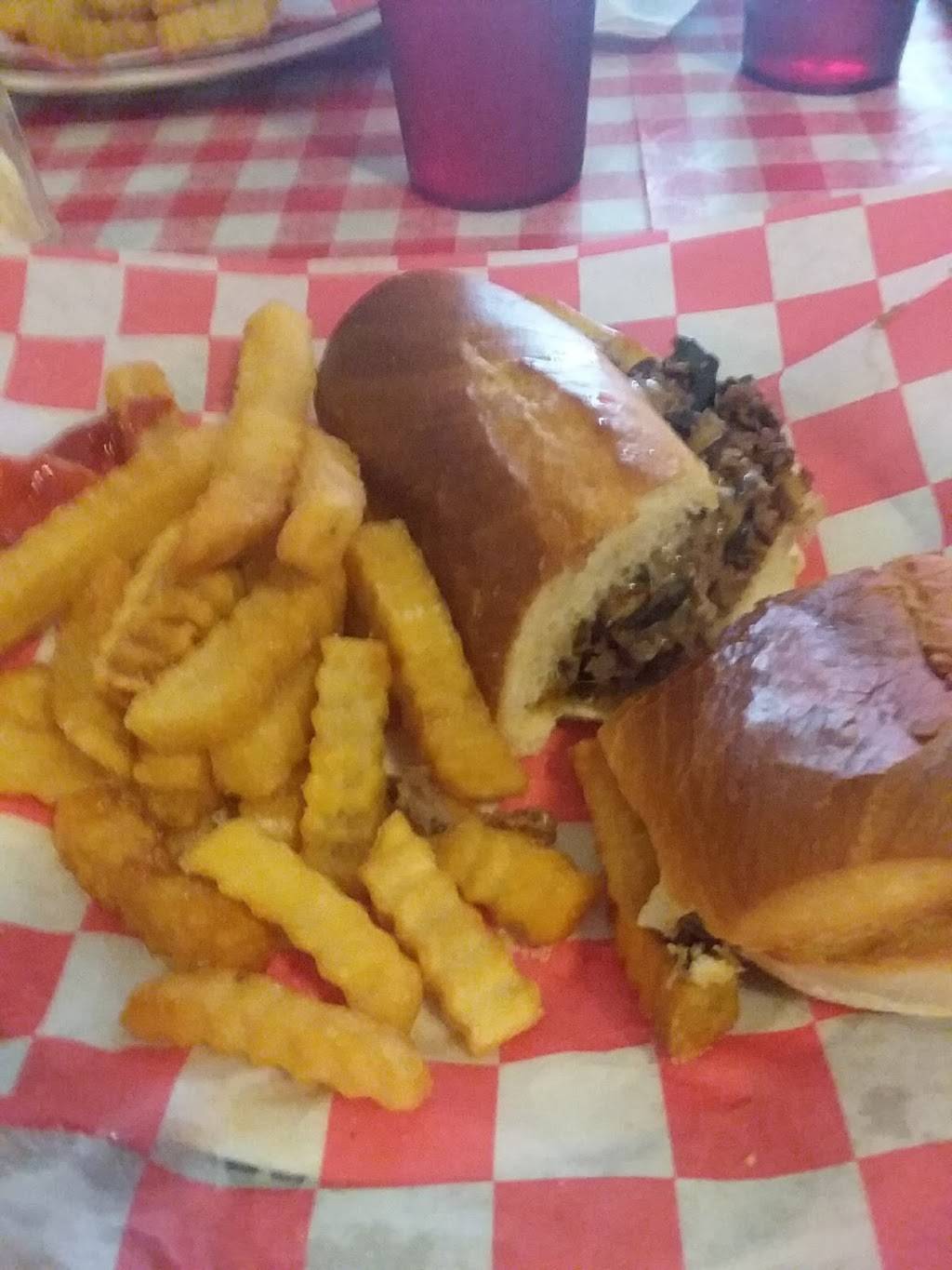 Sals Pizzeria and Restaurant | restaurant | 8265 Spotswood Trail, Stanardsville, VA 22973, USA | 4349851234 OR +1 434-985-1234