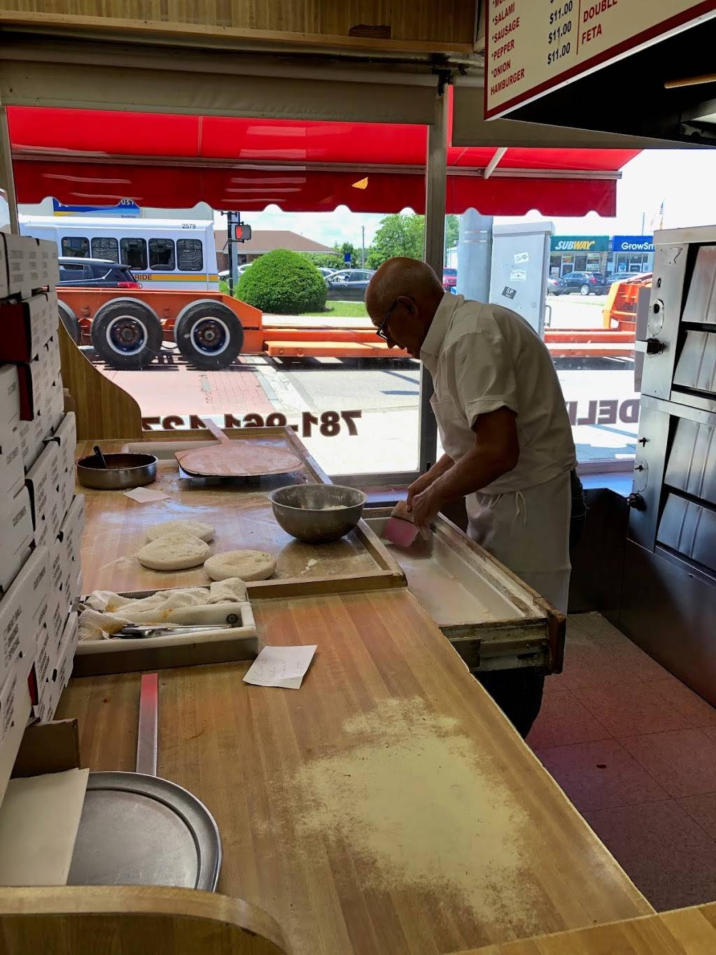 Zacks Pizzas | restaurant | 79 N Main St, Randolph, MA 02368, USA | 7819611272 OR +1 781-961-1272