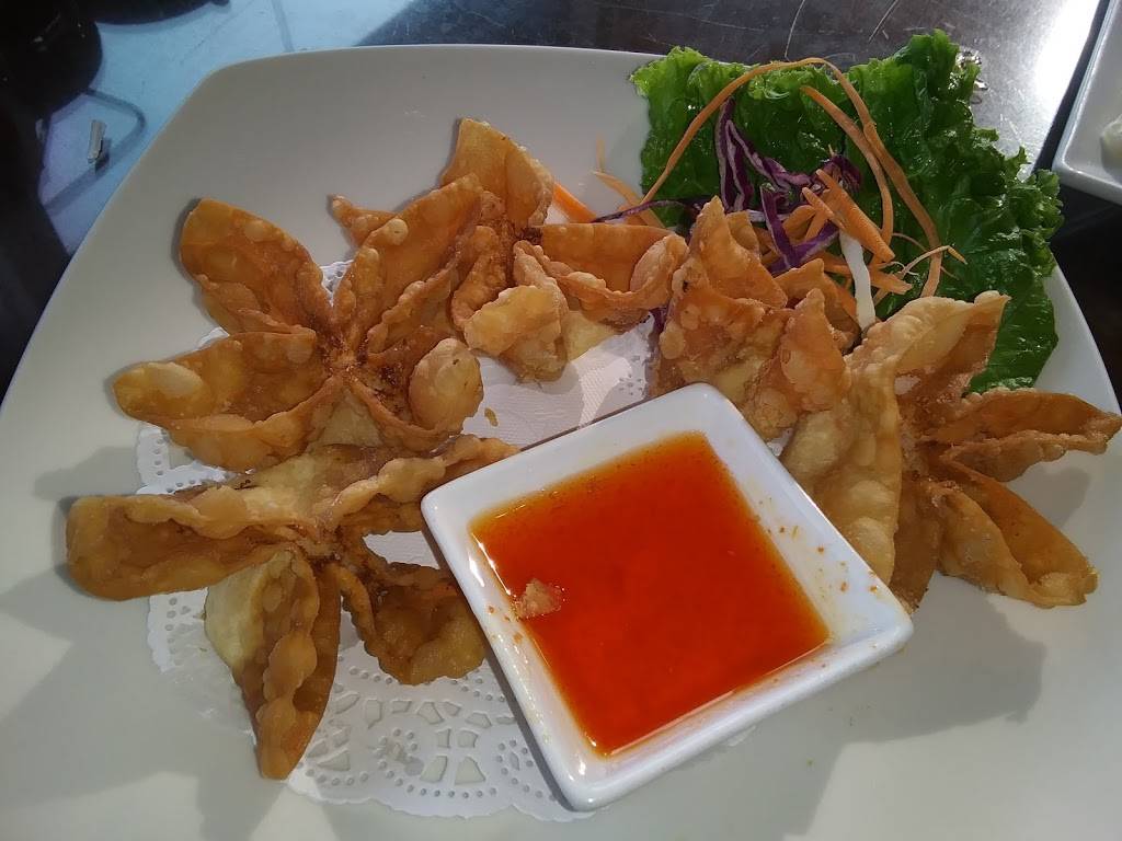 Thai Bamboo | restaurant | 9084 Tampa Ave, Northridge, CA 91324, USA | 8187346610 OR +1 818-734-6610