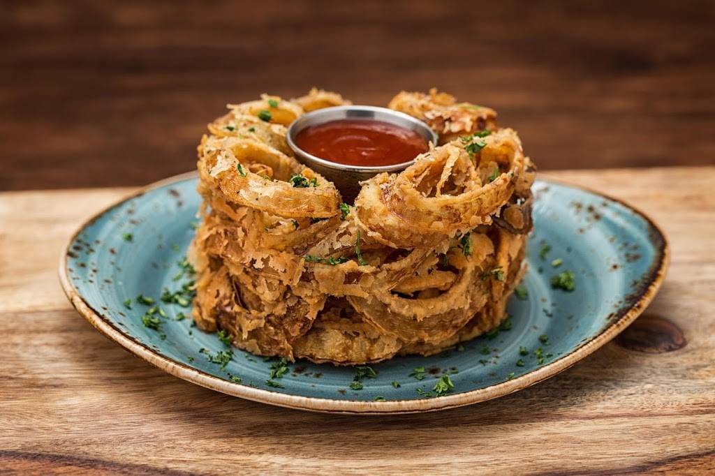 Tony Romas | restaurant | 1607 Jumer Dr, Bloomington, IL 61704, USA | 3096622525 OR +1 309-662-2525