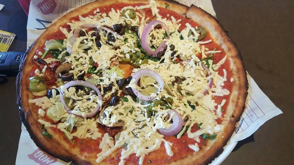 MOD Pizza | restaurant | 6825 S Fry Rd #1100, Katy, TX 77494, USA | 8324375524 OR +1 832-437-5524