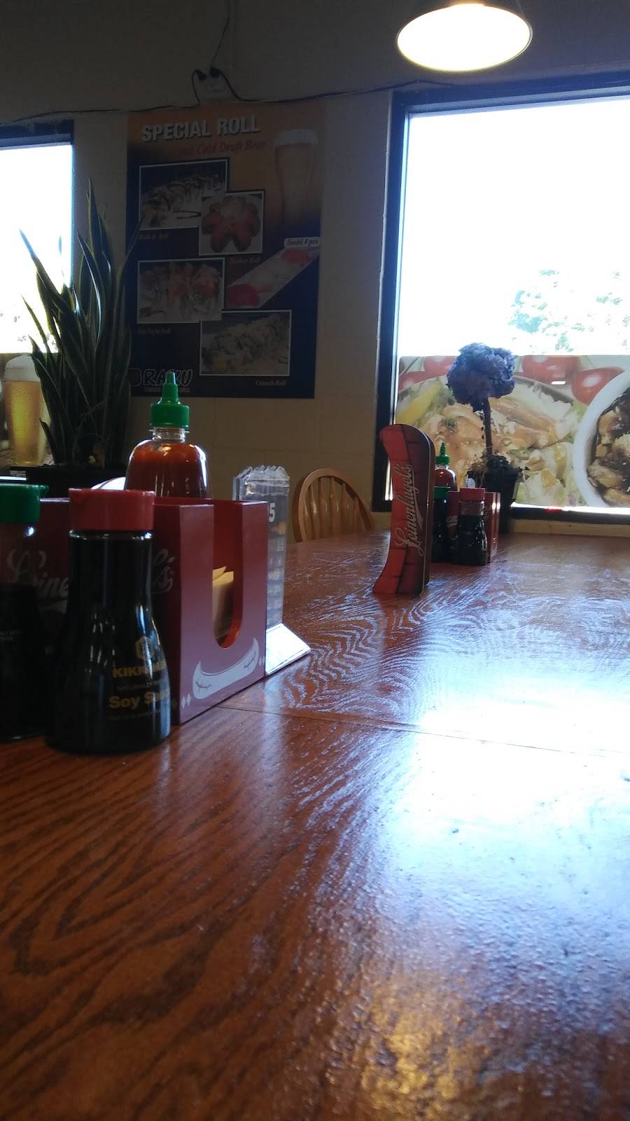 Raku Teriyaki & Sushi Roll | restaurant | 8945 De Soto Ave, Canoga Park, CA 91304, USA | 8187091137 OR +1 818-709-1137