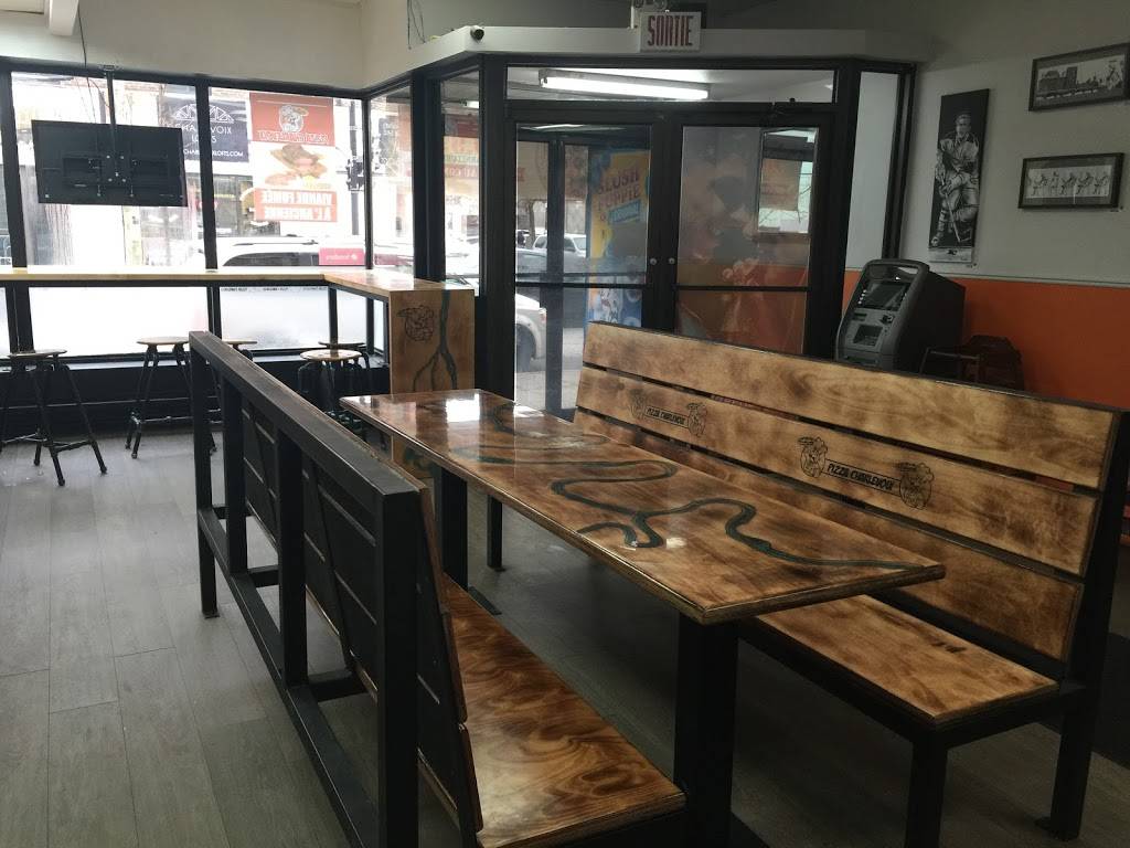 Pizza Charlevoix | restaurant | 2563 Rue Centre, Montréal, QC H3K 1J9, Canada | 5149330514 OR +1 514-933-0514