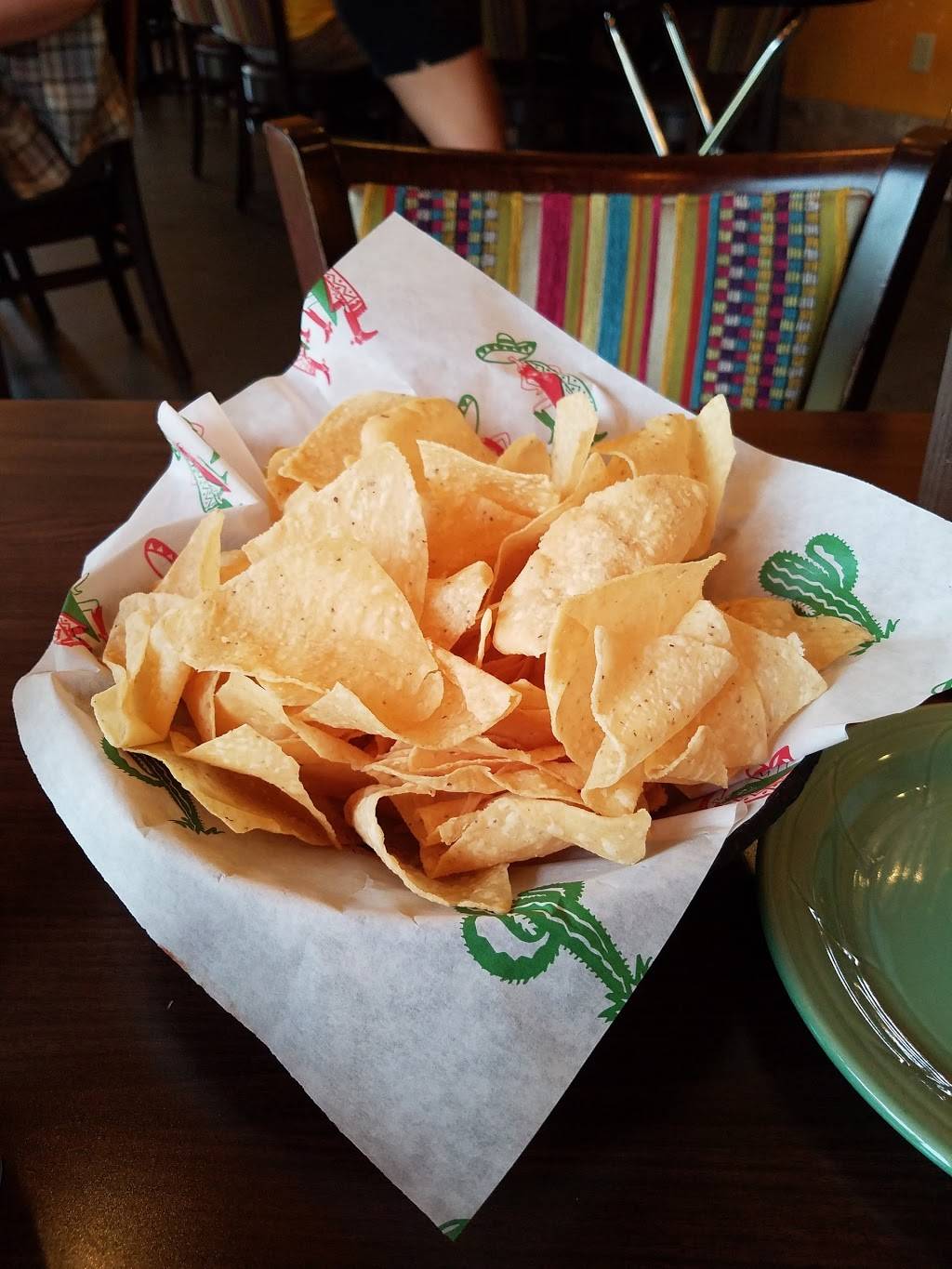 Los Cabos Mexican Grill and Cantina | restaurant | 18201 Bass Pro Dr, Independence, MO 64055, USA | 8168867863 OR +1 816-886-7863