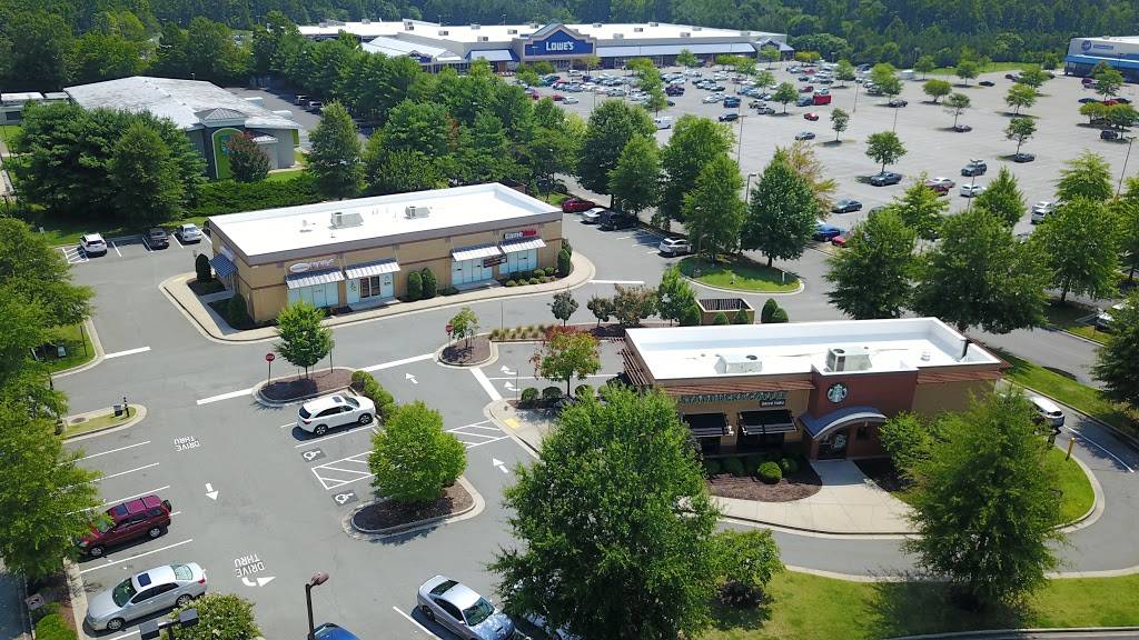 Starbucks | cafe | 8137 Brook Rd, Richmond, VA 23227, USA | 8042613633 OR +1 804-261-3633