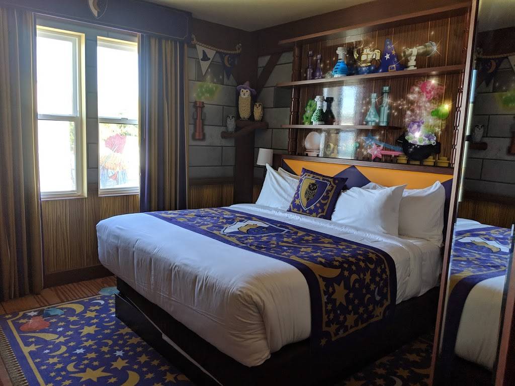 LEGOLAND California Castle Hotel | restaurant | 1 Legoland Dr, Carlsbad, CA 92008, USA | 7604445601 OR +1 760-444-5601