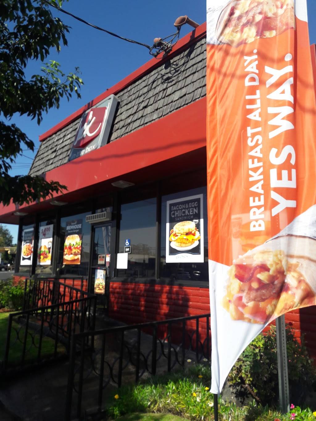 Jack in the Box | restaurant | 1551 E 4th St, Ontario, CA 91764, USA | 9099843114 OR +1 909-984-3114