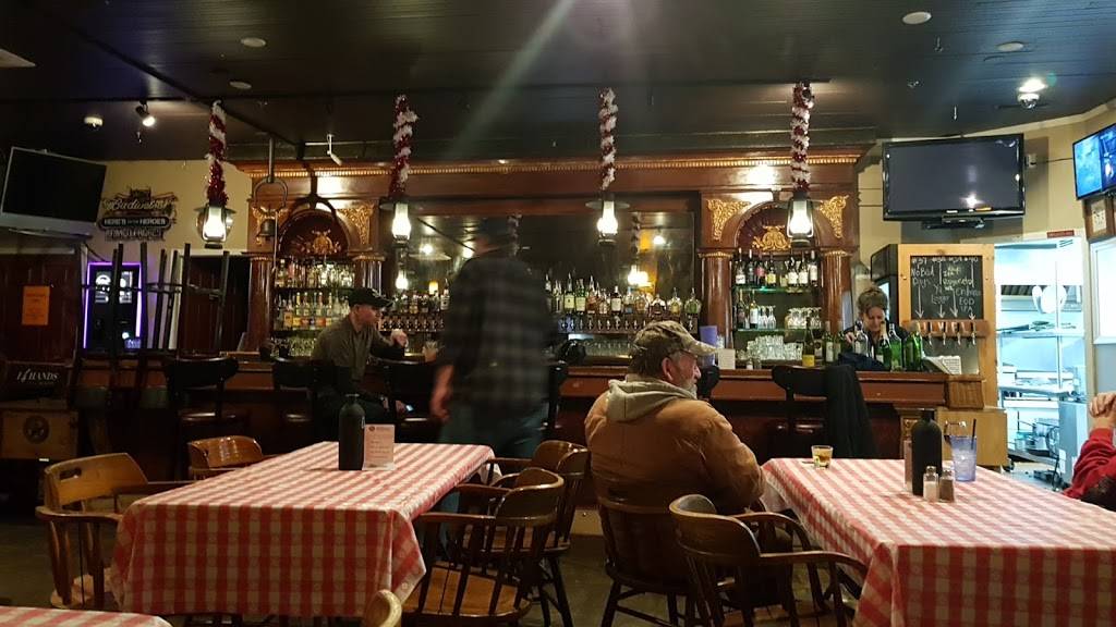 Sportsmans Public House | restaurant | 121 N Main Ave, Ridgefield, WA 98642, USA | 3608873141 OR +1 360-887-3141