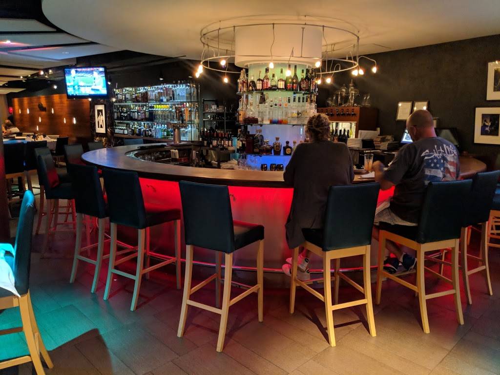 Pier W | restaurant | 12700 Lake Ave, Lakewood, OH 44107, USA | 2162282250 OR +1 216-228-2250