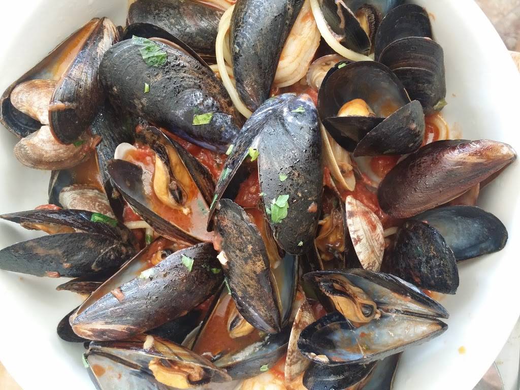 VIA ROMA | restaurant | 686 Lee St, Des Plaines, IL 60016, USA | 8477687461 OR +1 847-768-7461