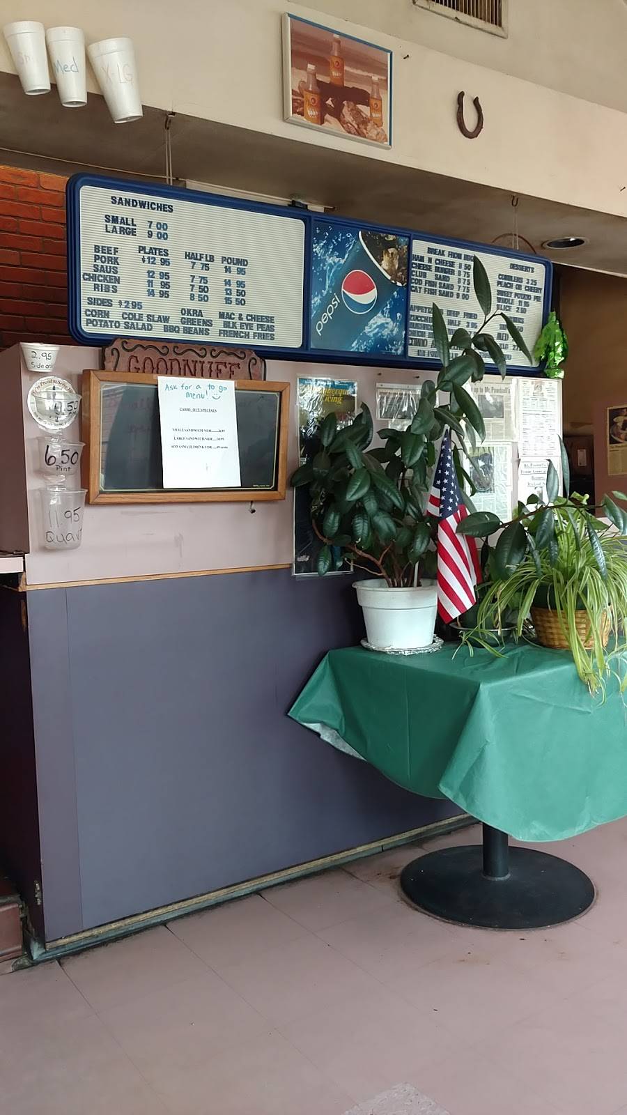 Mr Powdrells Barbeque House | restaurant | 5209 4th St NW, Albuquerque, NM 87107, USA | 5053458086 OR +1 505-345-8086