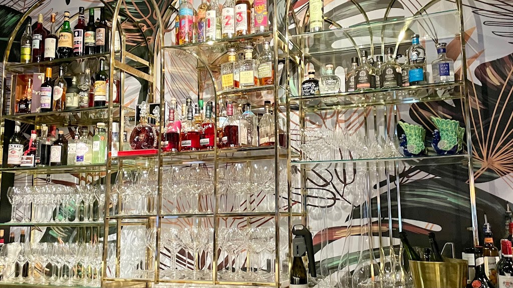 Au Feu Brasserie - Wash Park | restaurant | 81 S Pennsylvania St, Denver, CO 80209, USA | 7203992770 OR +1 720-399-2770