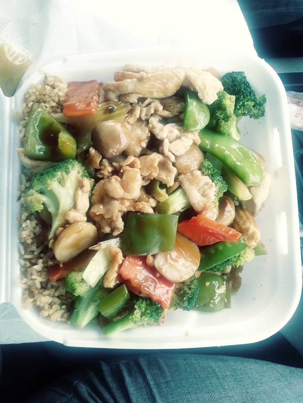 Eatery | restaurant | 3000 W Cary St, Richmond, VA 23221, USA | 8043536171 OR +1 804-353-6171