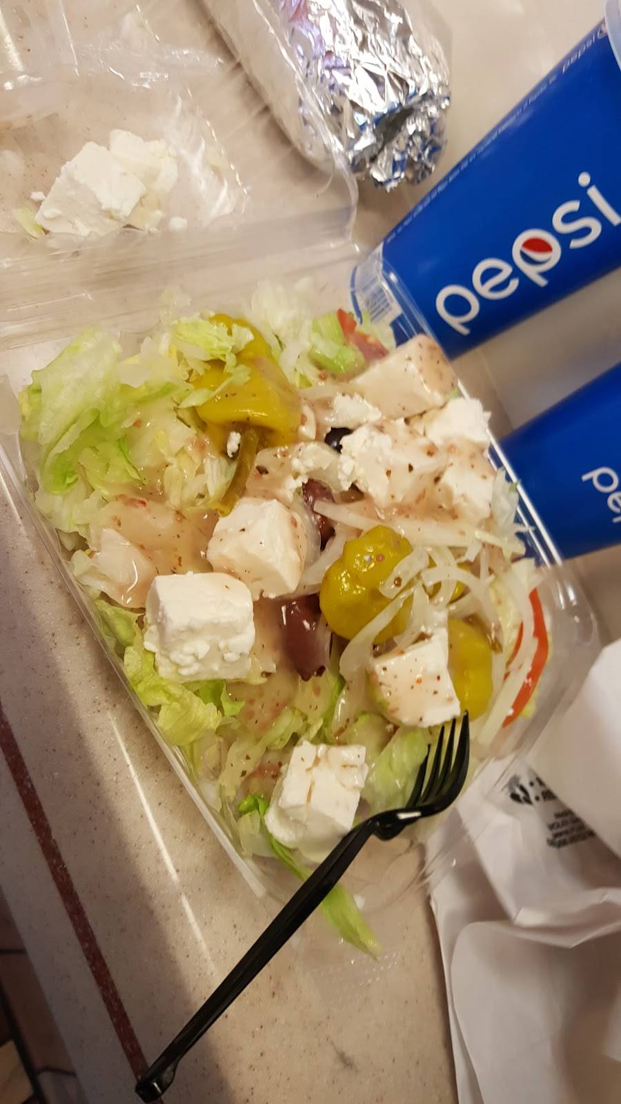 Golden Gyros | restaurant | 7233 W Lincoln Ave, Milwaukee, WI 53219, USA | 4145417580 OR +1 414-541-7580