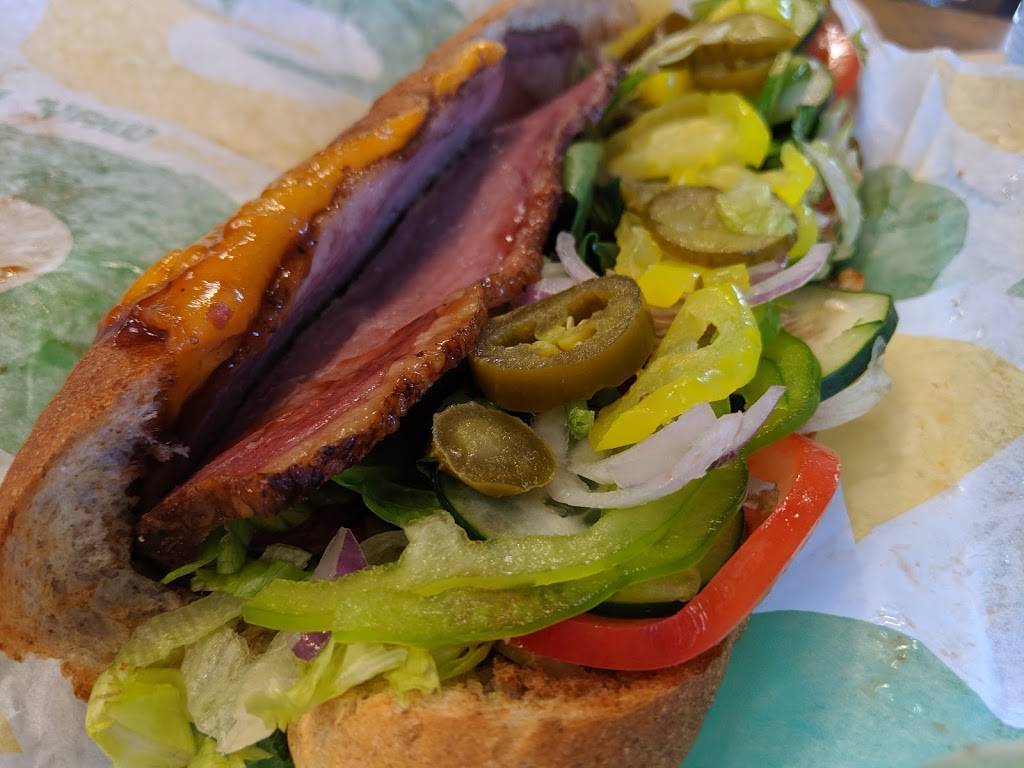 Subway | meal takeaway | 4551 W Flamingo Rd, Las Vegas, NV 89103, USA | 7028765346 OR +1 702-876-5346