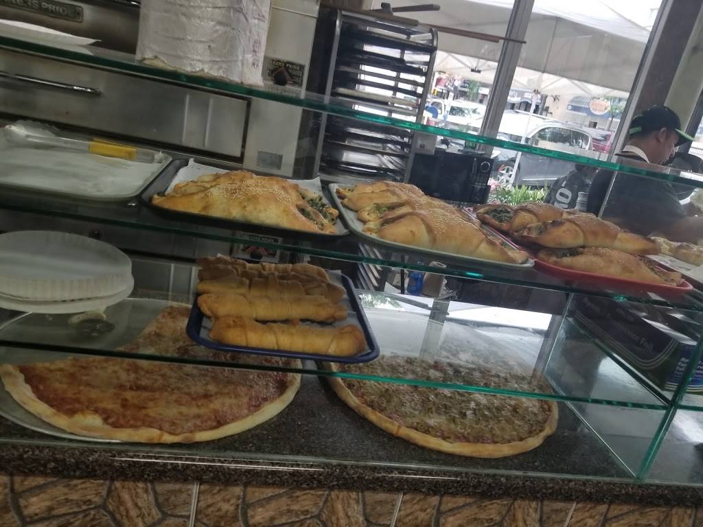 Yankys Pizza | restaurant | 4502 16th Ave, Brooklyn, NY 11204, USA | 7184362585 OR +1 718-436-2585