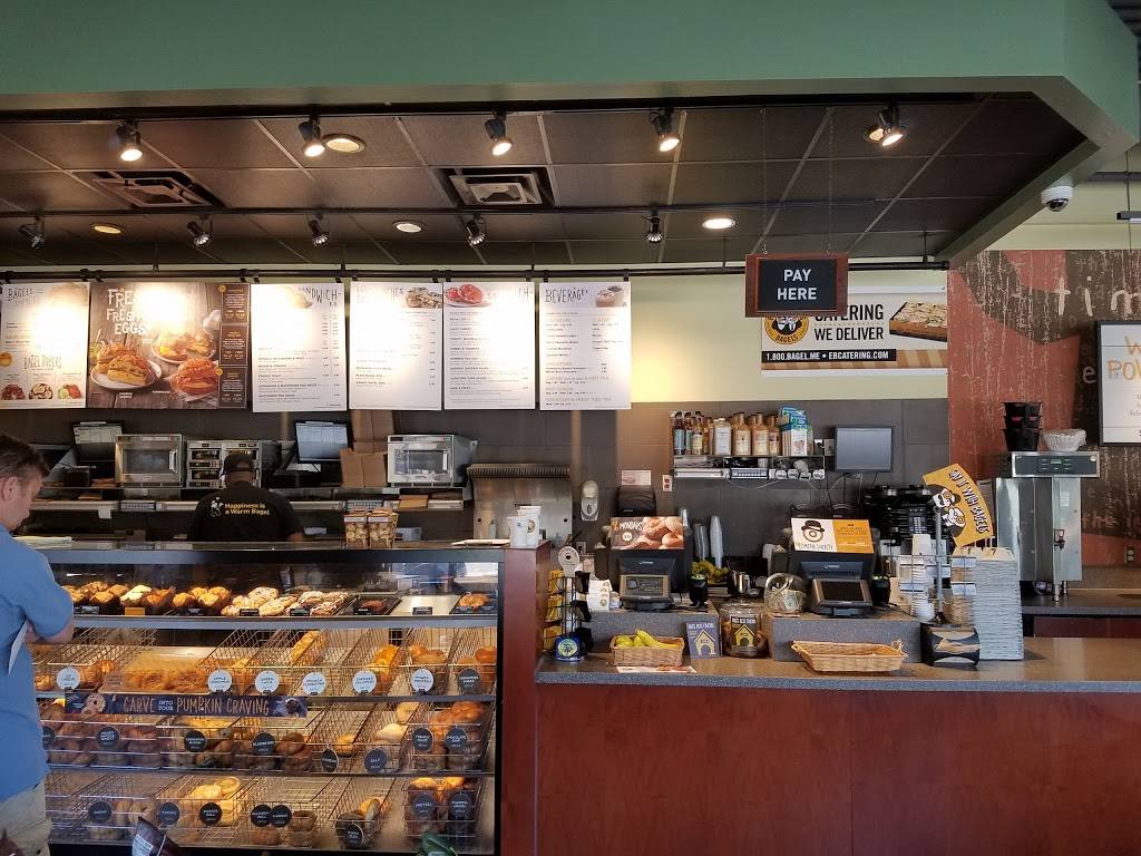 Einstein Bros. Bagels | bakery | 27365 Woodward Ave, Berkley, MI 48072, USA | 2485459888 OR +1 248-545-9888