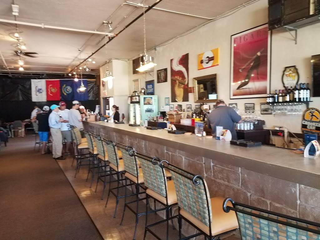 Wine-Me Daytona Beach | restaurant | 204 S Beach St, Daytona Beach, FL 32114, USA | 3868717769 OR +1 386-871-7769