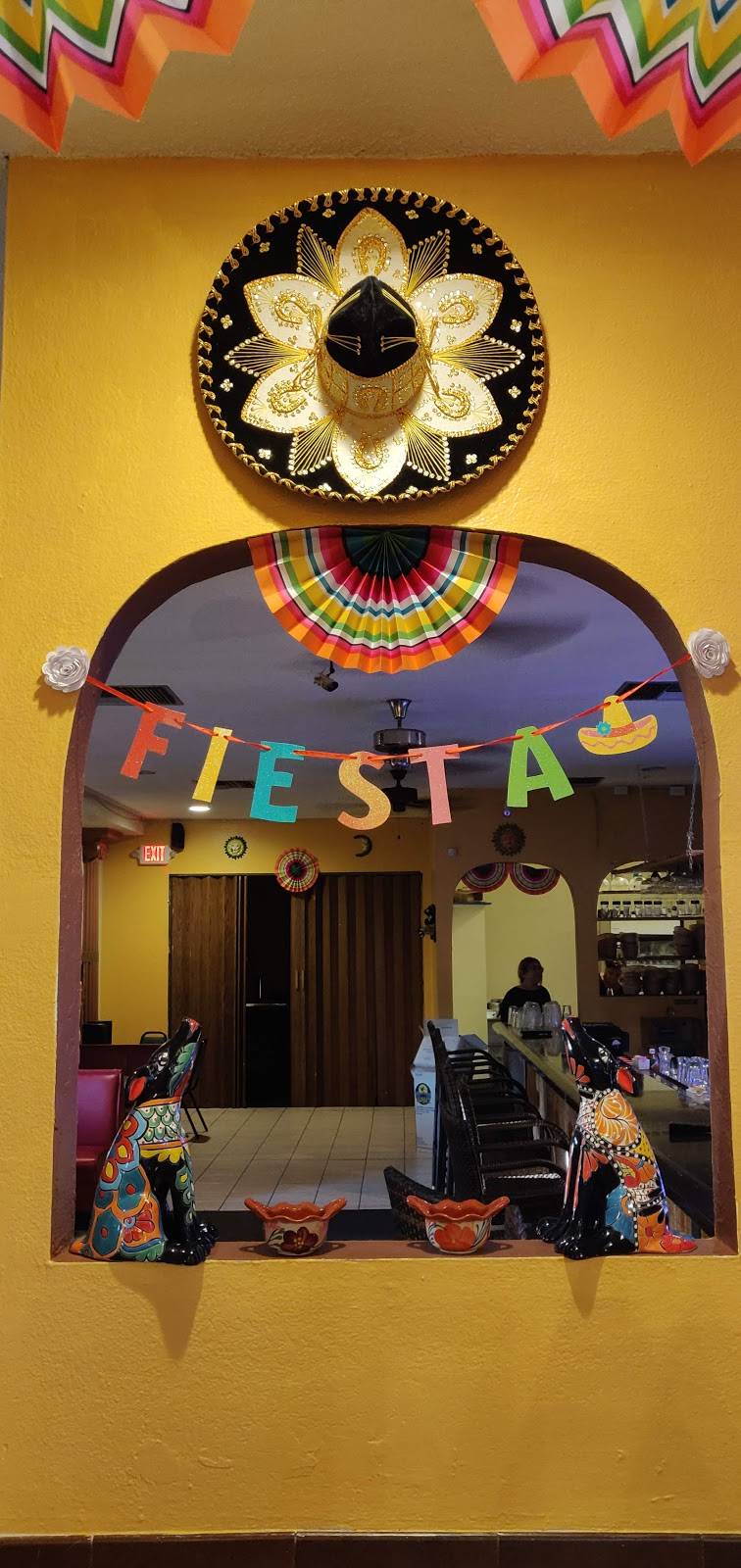 Santa Fe Mexican Bar and Grill | restaurant | 2950 Gulf to Bay Blvd, Clearwater, FL 33759, USA | 7273030703 OR +1 727-303-0703