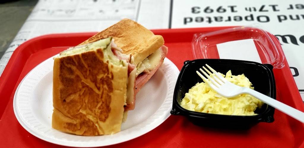 Deli Towne USA | restaurant | 3650 Lakeside Dr, Reno, NV 89509, USA | 7758264466 OR +1 775-826-4466