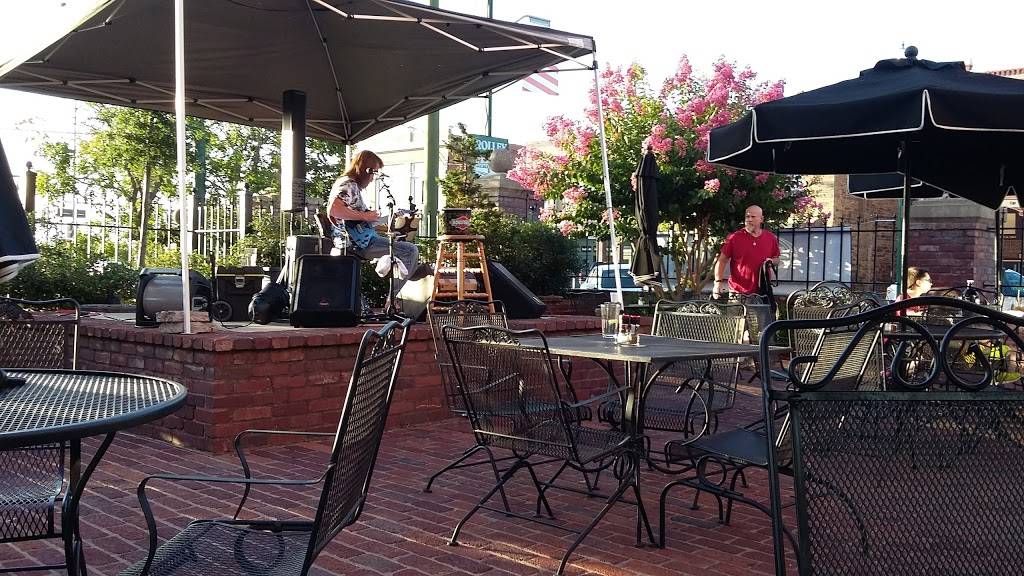 Bricktown Brewery | restaurant | 318 Garrison Ave, Fort Smith, AR 72901, USA | 4794342739 OR +1 479-434-2739