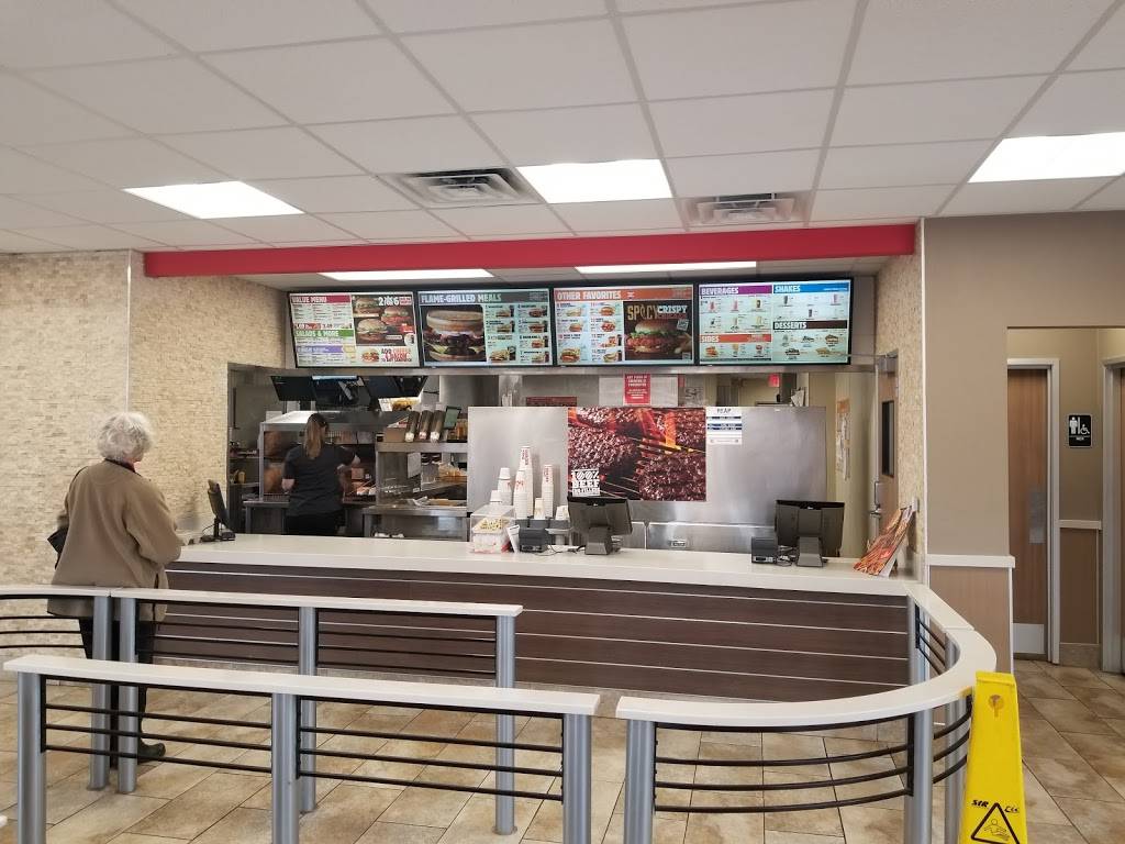 Burger King | restaurant | 2200 S Opdyke Rd, Pontiac, MI 48341, USA | 2483340532 OR +1 248-334-0532