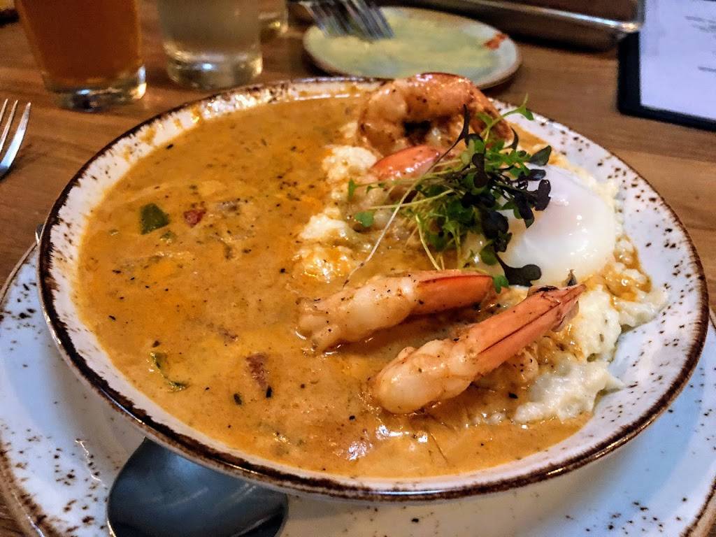 Crescent Hill Craft House | restaurant | 2636 Frankfort Ave, Louisville, KY 40206, USA | 5028959400 OR +1 502-895-9400