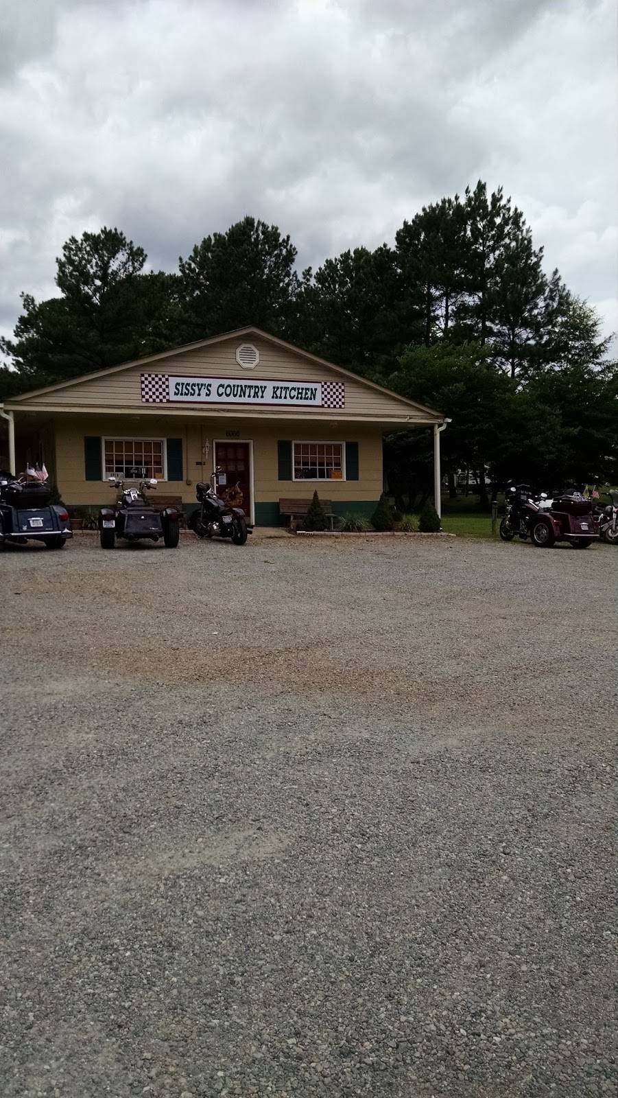 Sissys Country Kitchen | restaurant | 6066 Huell Matthews Hwy, South Boston, VA 24592, USA | 4345757479 OR +1 434-575-7479