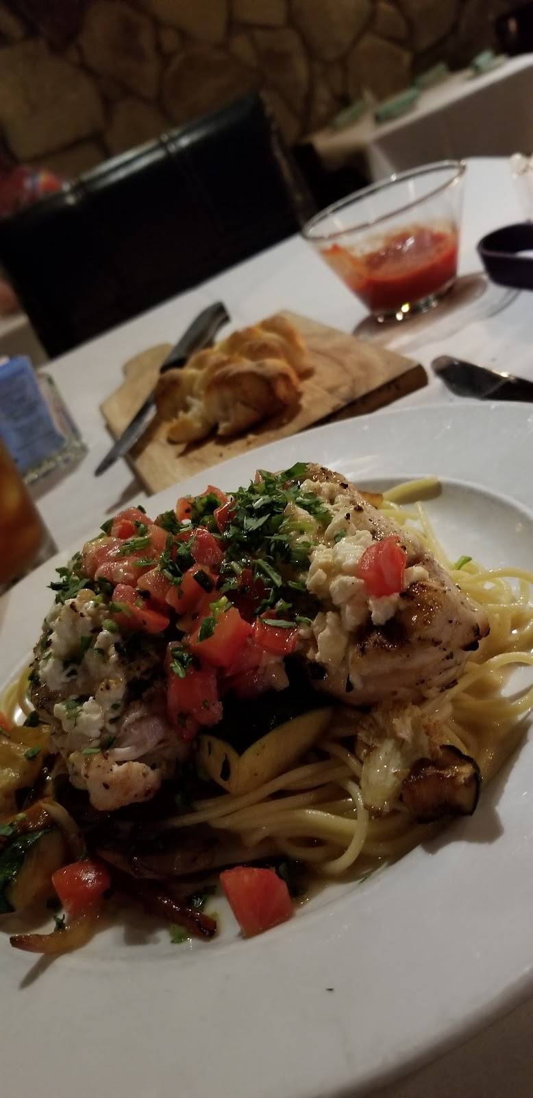 Salute Special Events/ The Roc Restaurant & Wine Bar | restaurant | 26123 Huron River Dr, Flat Rock, MI 48134, USA | 7349310911 OR +1 734-931-0911