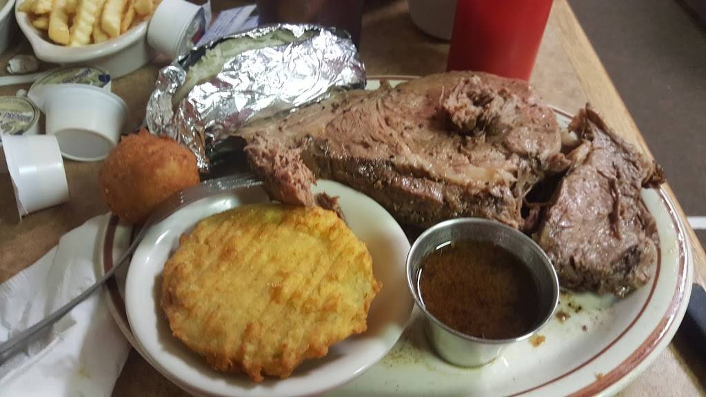 Bradley’s Seafood Steaks | restaurant | 909 N, FL-19, Palatka, FL 32177, USA | 3863264334 OR +1 386-326-4334