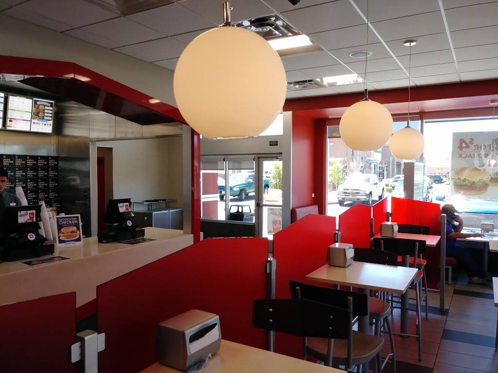 Jack in the Box | restaurant | 1125 N 51st Ave, Phoenix, AZ 85043, USA | 6024422155 OR +1 602-442-2155