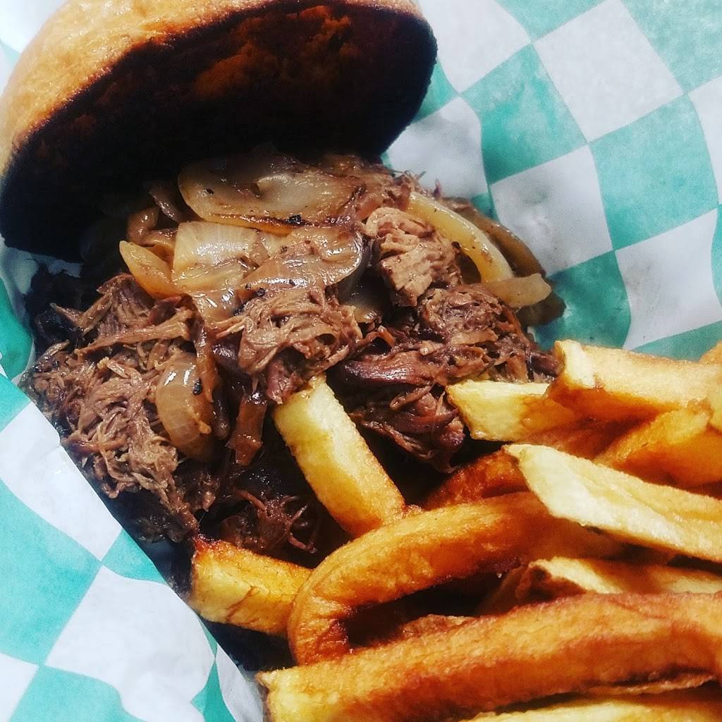 Buckys Grille | restaurant | 676 Stewart Creek Rd, Lehighton, PA 18235, USA | 5703864471 OR +1 570-386-4471